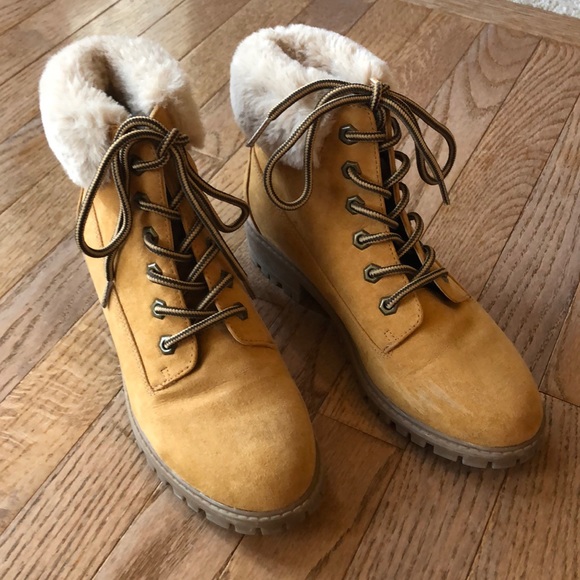Women’s boots size 8m - Picture 1 of 10